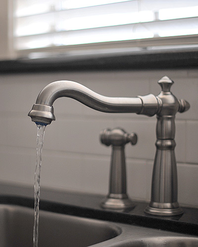 faucet running-water