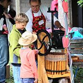 WildRiceFestival_CiderPress